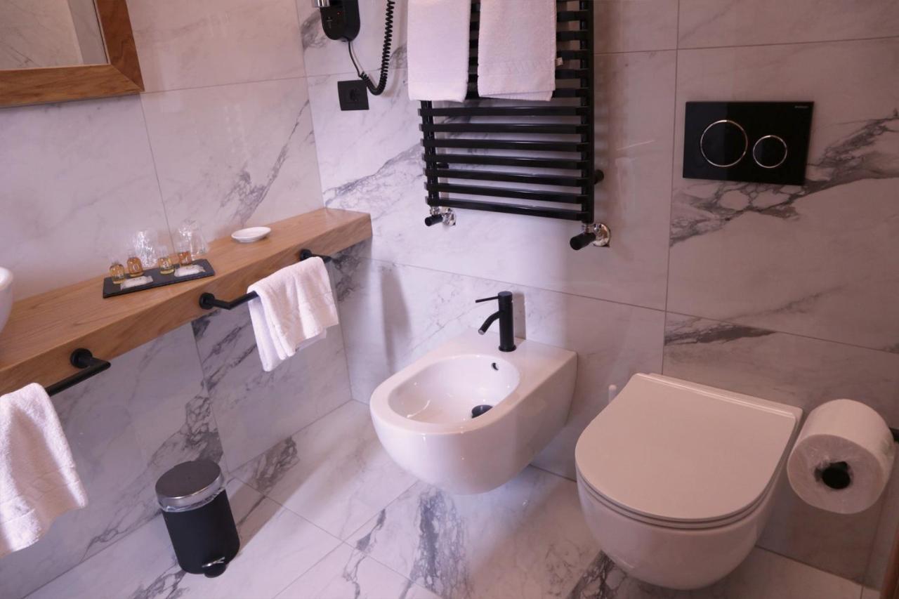 Manhattan Room & Suite Bari Eksteriør bilde